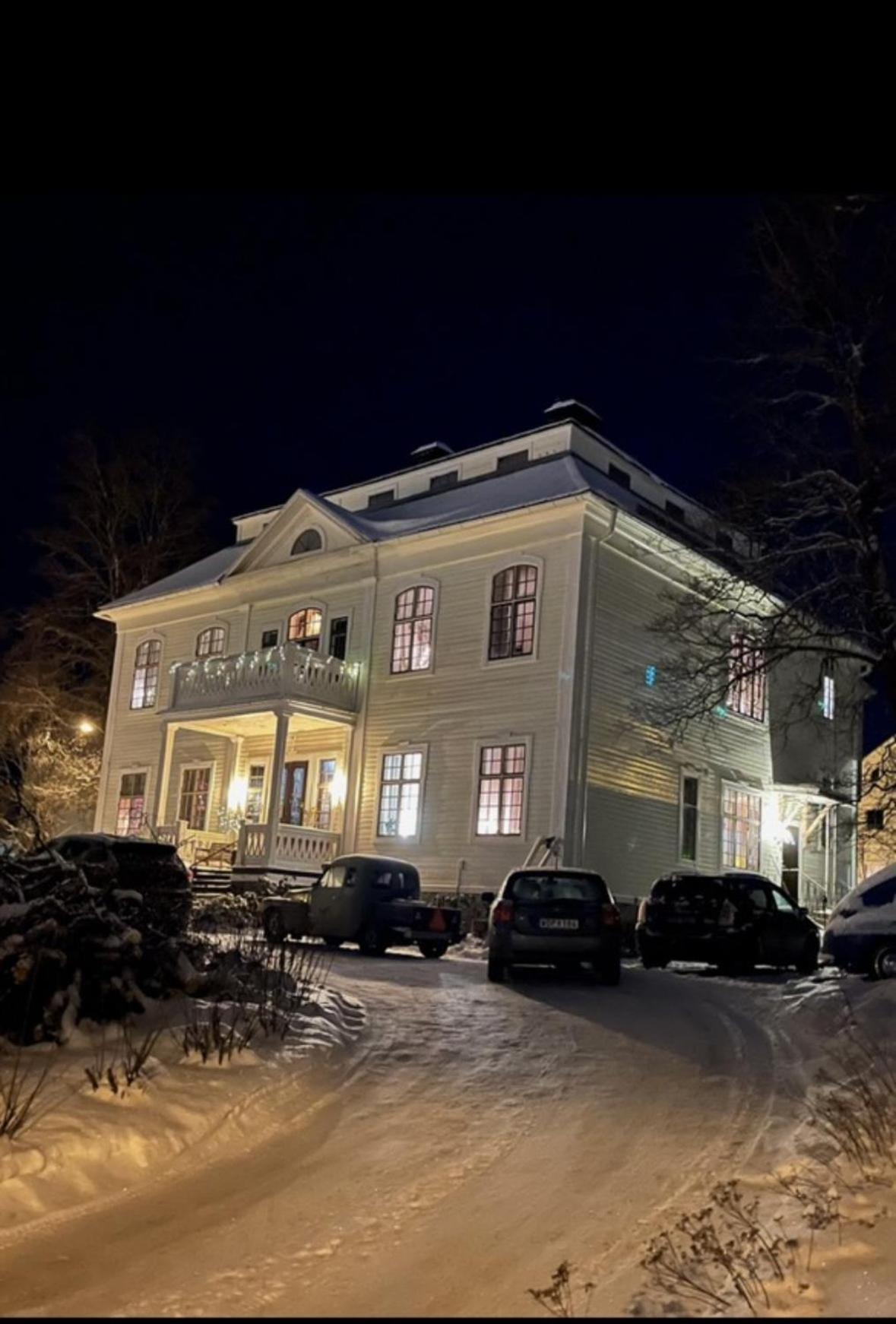 Laegenhet I Sekelskifteshus Härnösand 外观 照片